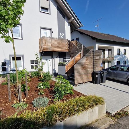 Appartment-Ferienwohnung Mit Kueche, Bad, Kostenlos Wlan, Modern Eingerichtet ローディング エクステリア 写真