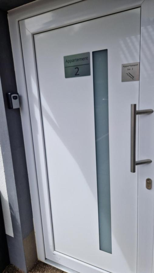 Appartment-Ferienwohnung Mit Kueche, Bad, Kostenlos Wlan, Modern Eingerichtet ローディング エクステリア 写真