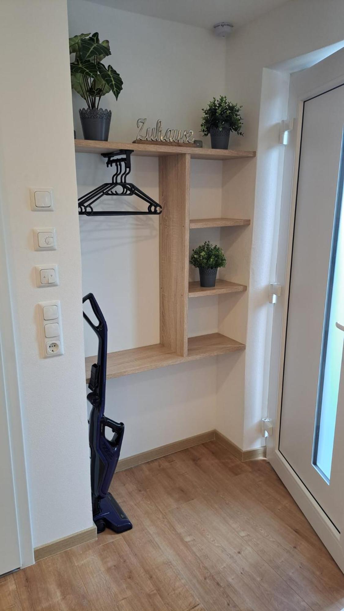 Appartment-Ferienwohnung Mit Kueche, Bad, Kostenlos Wlan, Modern Eingerichtet ローディング エクステリア 写真