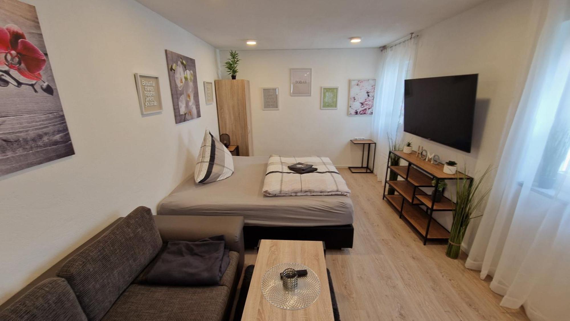Appartment-Ferienwohnung Mit Kueche, Bad, Kostenlos Wlan, Modern Eingerichtet ローディング 部屋 写真