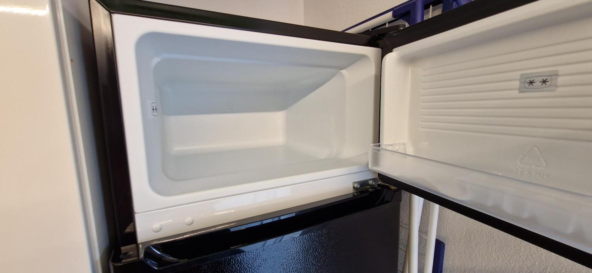 Appartment-Ferienwohnung Mit Kueche, Bad, Kostenlos Wlan, Modern Eingerichtet ローディング エクステリア 写真
